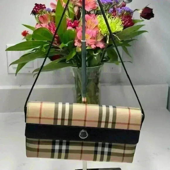 ๐๐ Burberry Nova Check Canvas + Leather Tote/Shoulder Bag + Dust Bag EUC! - Picture 3 of 15